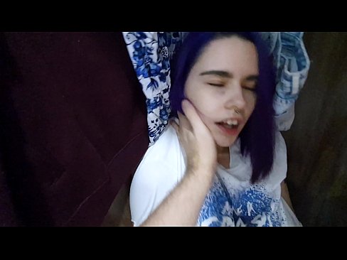 ❤️ Ya sami kanwata a cikin kabad ya taimaka mata ❤ Ingantacciyar batsa ❌️❤